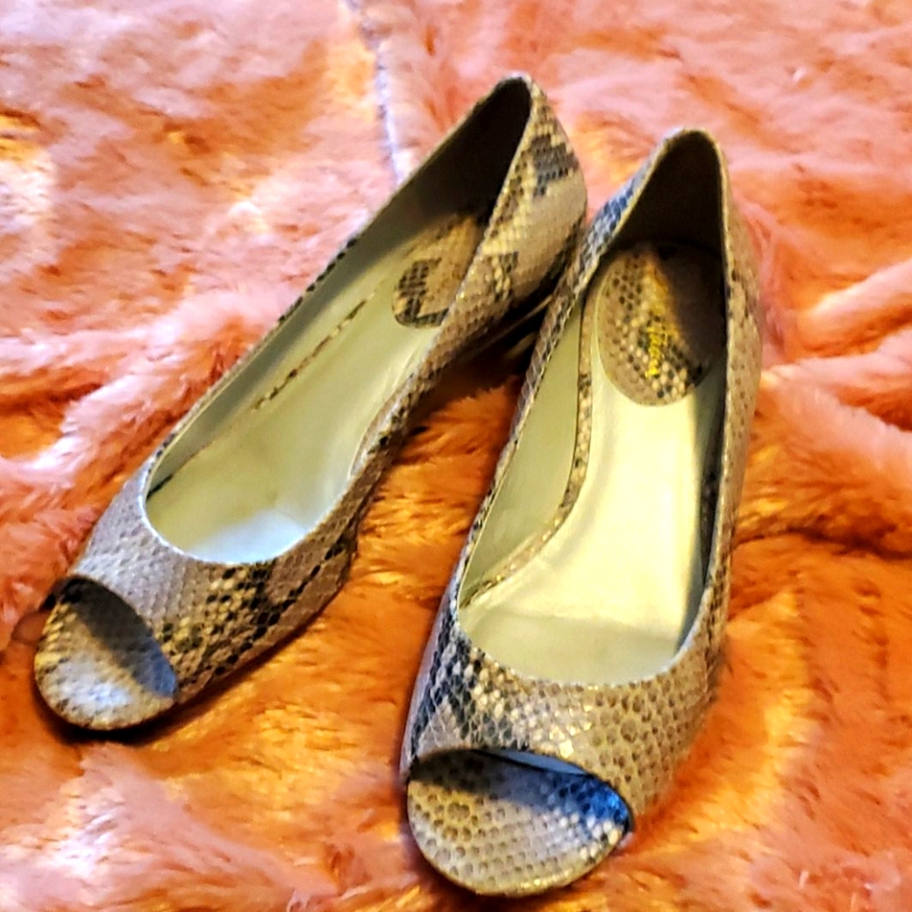 Size 9 NikeAir Cole Haan Faux Snakeskin Wedges
